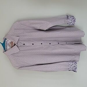 ROBERT GRAHAM 100% cotton button down shirt.  Like new condition.  Size XL